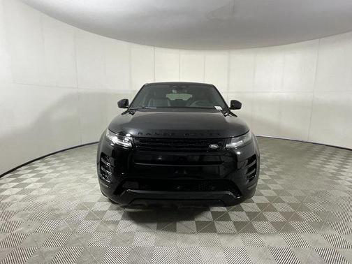 2026 Land Rover Range Rover Evoque Dynamic SE