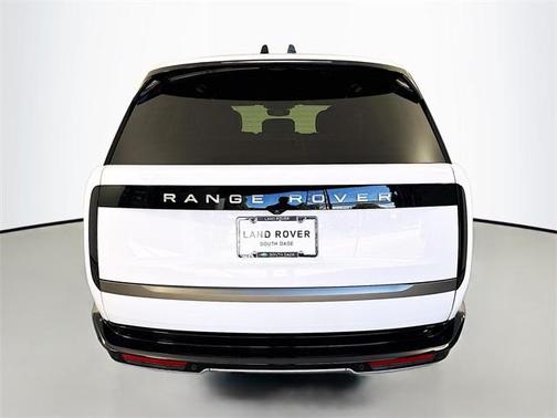 2025 Land Rover Range Rover P530 SE