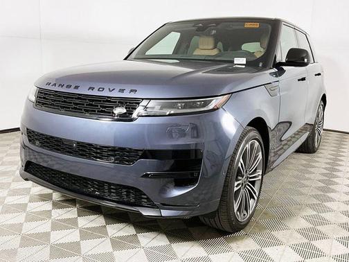 2025 Land Rover Range Rover Sport SE