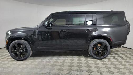 2025 Land Rover Defender V8