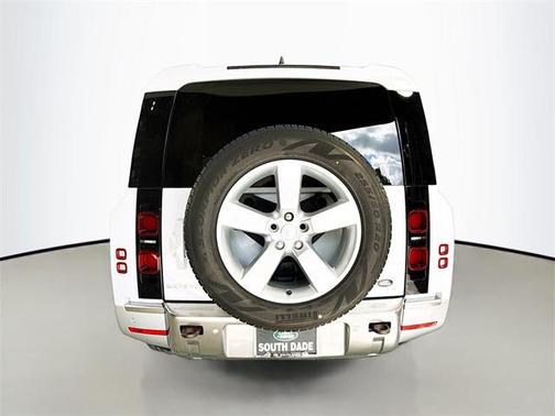 2023 Land Rover Defender 130 S