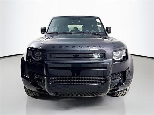 2025 Land Rover Defender 110 P400 X-Dynamic SE