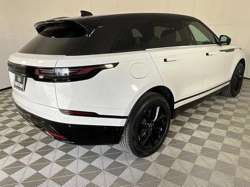 2026 Land Rover Range Rover Velar P250 SE R-Dynamic