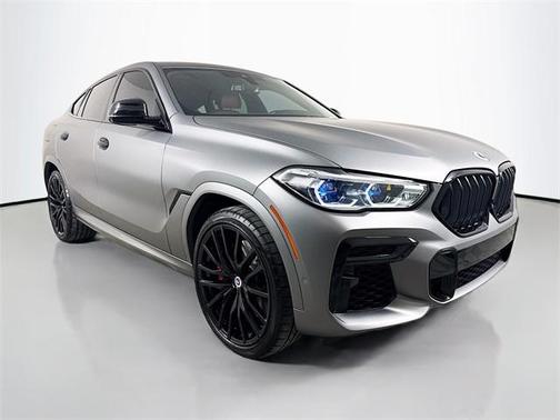2022 BMW X6 M50i