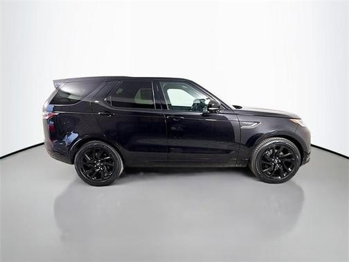 2025 Land Rover Discovery P360 Dynamic SE