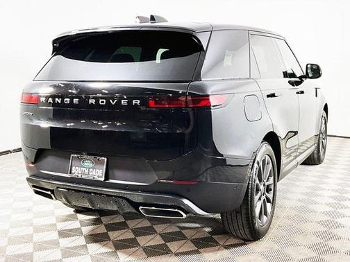 2025 Land Rover Range Rover Sport