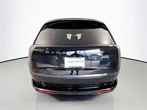 2025 Land Rover Range Rover P530 SE 7 Seat