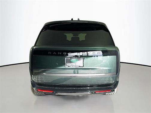 2025 Land Rover Range Rover P530 SE