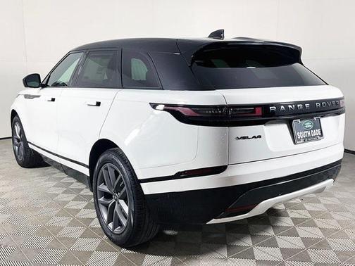 2026 Land Rover Range Rover Velar P250 SE R-Dynamic