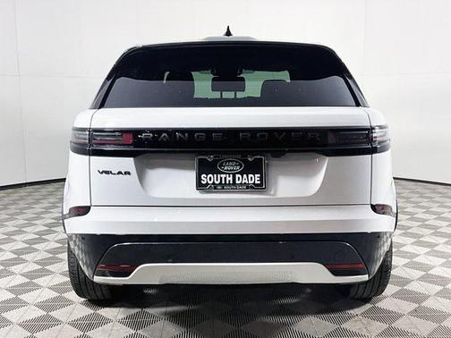 2026 Land Rover Range Rover Velar P250 SE R-Dynamic