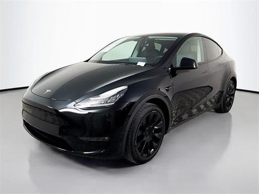 2022 Tesla Model Y Long Range Dual Motor All-Wheel Drive