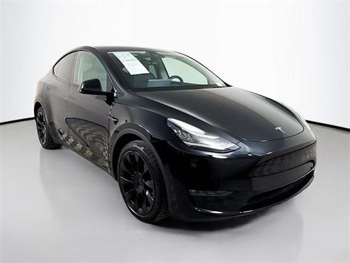 2022 Tesla Model Y Long Range Dual Motor All-Wheel Drive