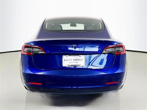 2022 Tesla Model 3 Standard Range