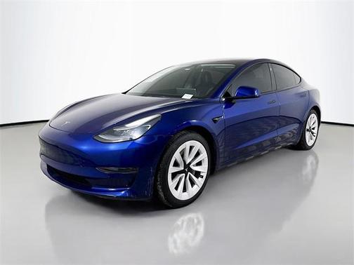 2022 Tesla Model 3 Standard Range