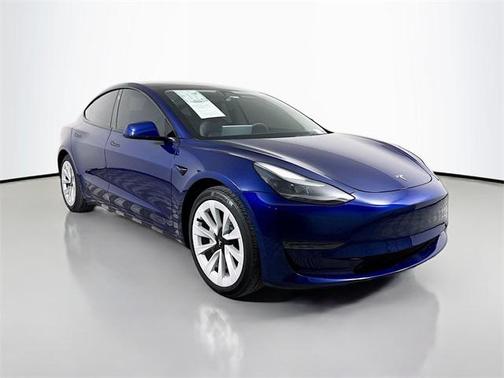 2022 Tesla Model 3 Standard Range