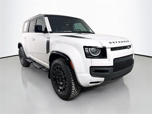 2026 Land Rover Defender 110 V8