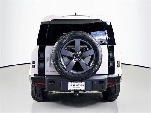 2026 Land Rover Defender P400 X-Dynamic SE