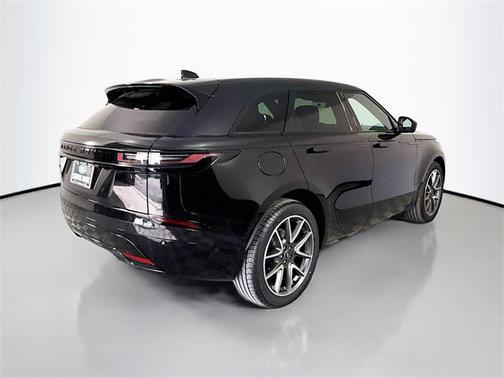 2026 Land Rover Range Rover Velar P250 SE R-Dynamic