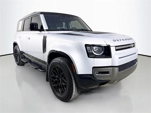 2022 Land Rover Defender 110 X-Dynamic SE