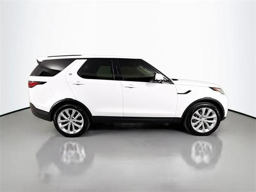 2023 Land Rover Discovery P300 S