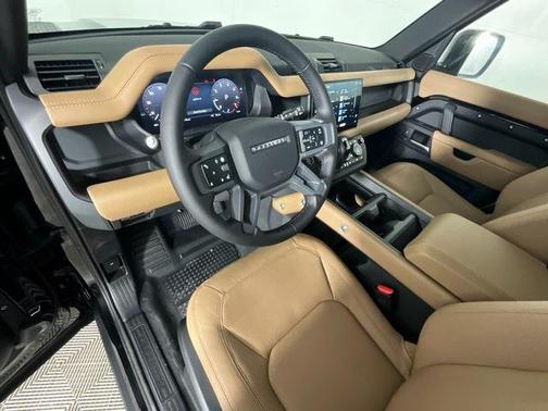 2025 Land Rover Defender 110 P400 S