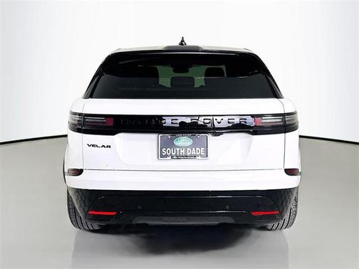 2026 Land Rover Range Rover Velar P250 SE R-Dynamic