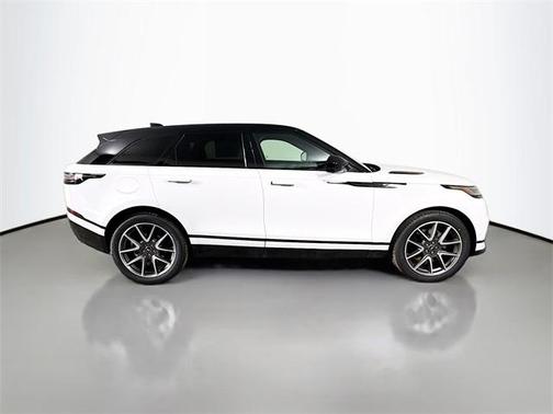 2026 Land Rover Range Rover Velar P250 SE R-Dynamic