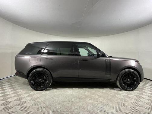 2022 Land Rover Range Rover First Edition
