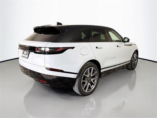 2026 Land Rover Range Rover Velar P250 SE R-Dynamic