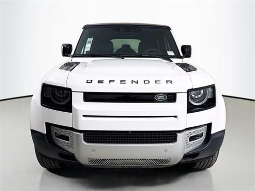 2025 Land Rover Defender 110 P400 S