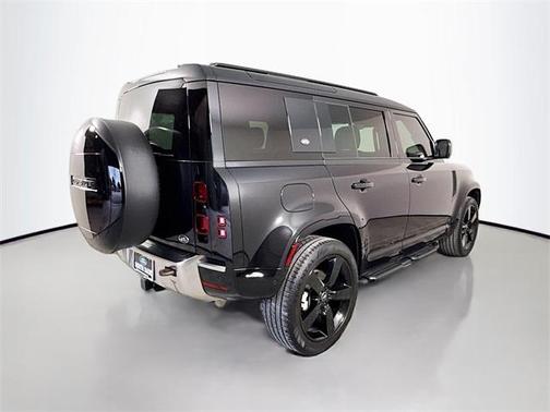 2023 Land Rover Defender 110 Standard