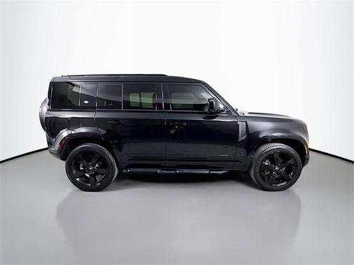 2023 Land Rover Defender 110 Standard