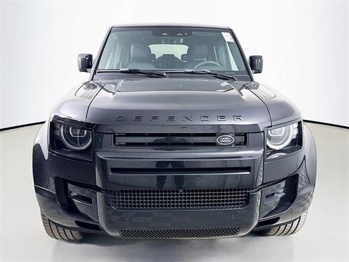 2026 Land Rover Defender P400 X-Dynamic SE