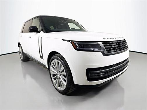 2025 Land Rover Range Rover P530 SE 7 Seat