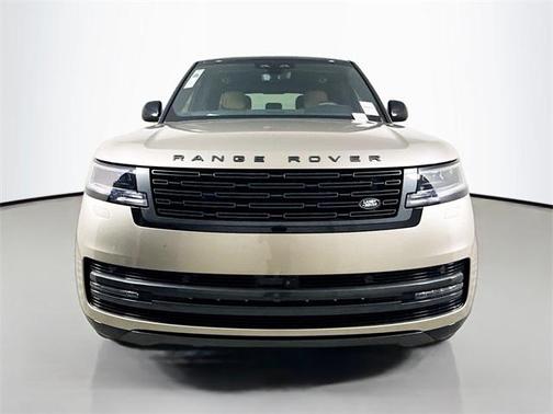 2025 Land Rover Range Rover P400 SE 7 Seat