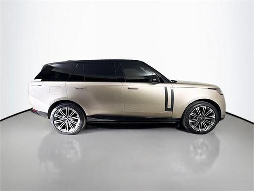 2025 Land Rover Range Rover P400 SE 7 Seat