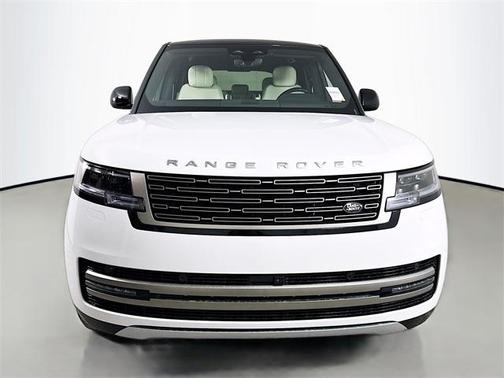 2026 Land Rover Range Rover P400 SE