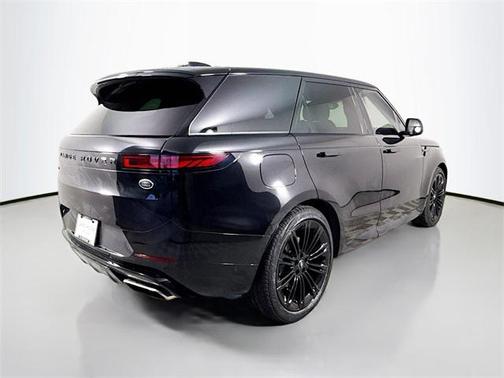 2023 Land Rover Range Rover Sport SE