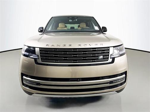 2025 Land Rover Range Rover P530 SE 7 Seat