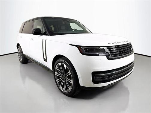 2025 Land Rover Range Rover P400 SE 7 Seat