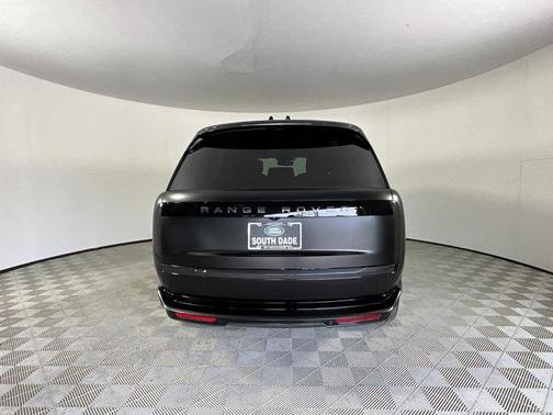 2025 Land Rover Range Rover P530 Autobiography