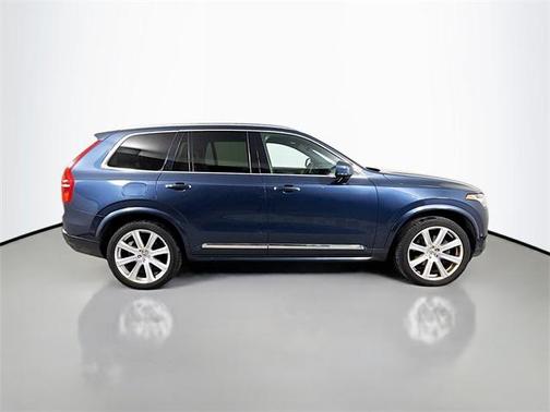 2019 Volvo XC90 T6 Inscription