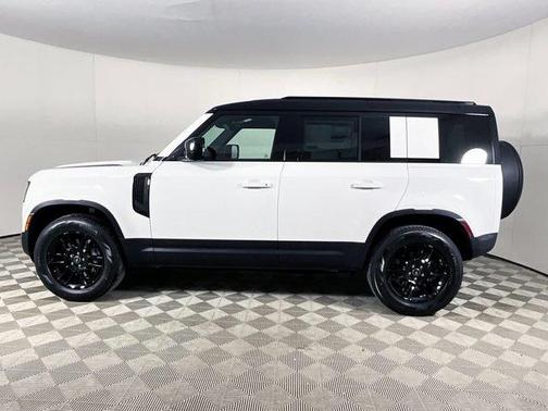 2025 Land Rover Defender 110 P400 S