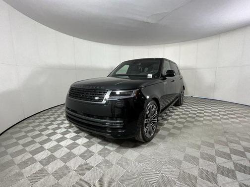 2025 Land Rover Range Rover P530 SE 7 Seat