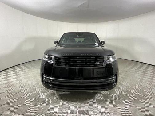 2025 Land Rover Range Rover P530 SE 7 Seat