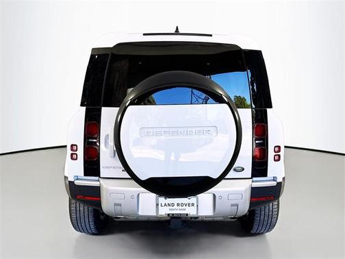 2023 Land Rover Defender 110 SE