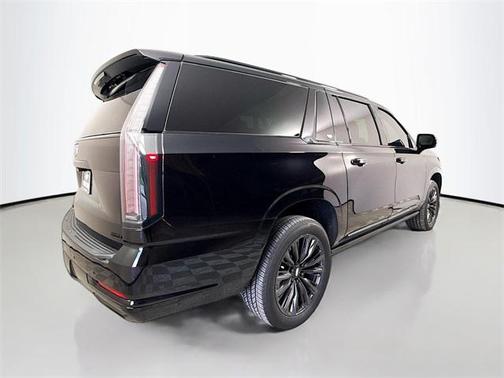 2025 Cadillac Escalade ESV Sport