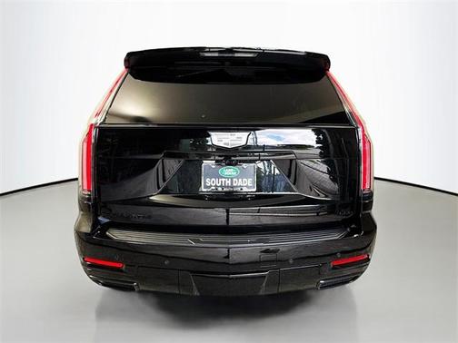 2025 Cadillac Escalade ESV Sport