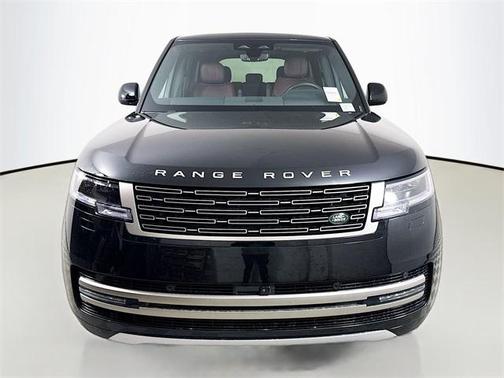 2026 Land Rover Range Rover P400 SE