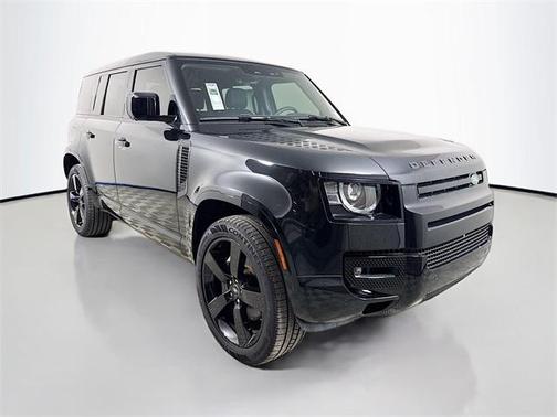 2025 Land Rover Defender 110 P500 X-Dynamic SE
